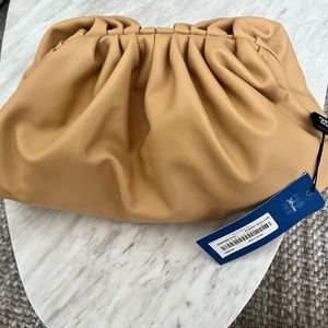 NWT Bottega Veneta - Pouch "Almond Gold"